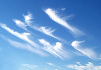 200px-Cirrus_clouds2
